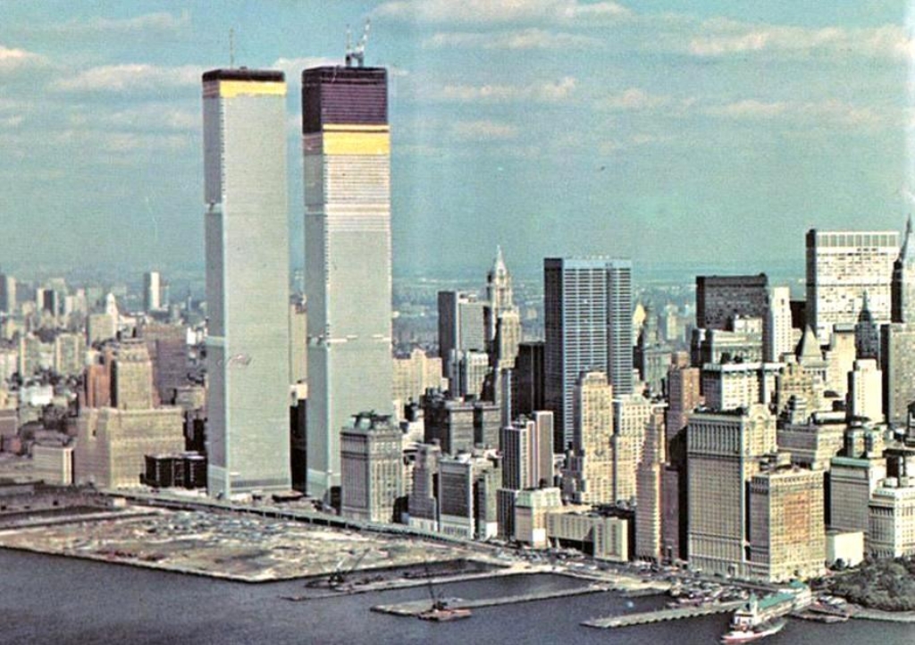 197719_431841763514858_1209792254_n.jpg